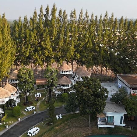 Skybird Lake View Resort&Camping Khaoyai ปากช่อง ภายนอก รูปภาพ